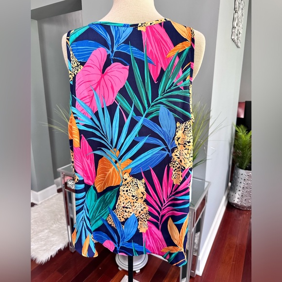 Van Winkle & Co Floral Floral Tunic - Picture 2 of 6